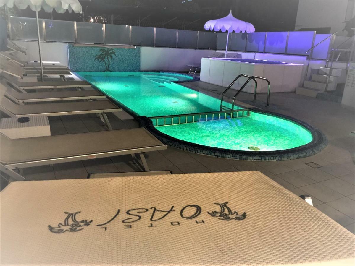 Hotel Oasi 3*